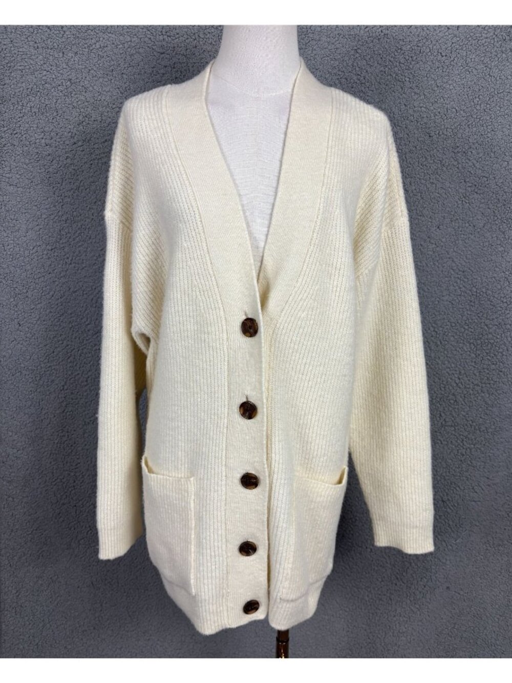 On 34th Women's Long Patch Pocket Cardigan- Alabaster Size Large New With tags,